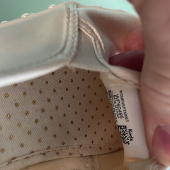 Kade Spade Keds satin and pearl BNWOT size 9US - Picture 6 of 10